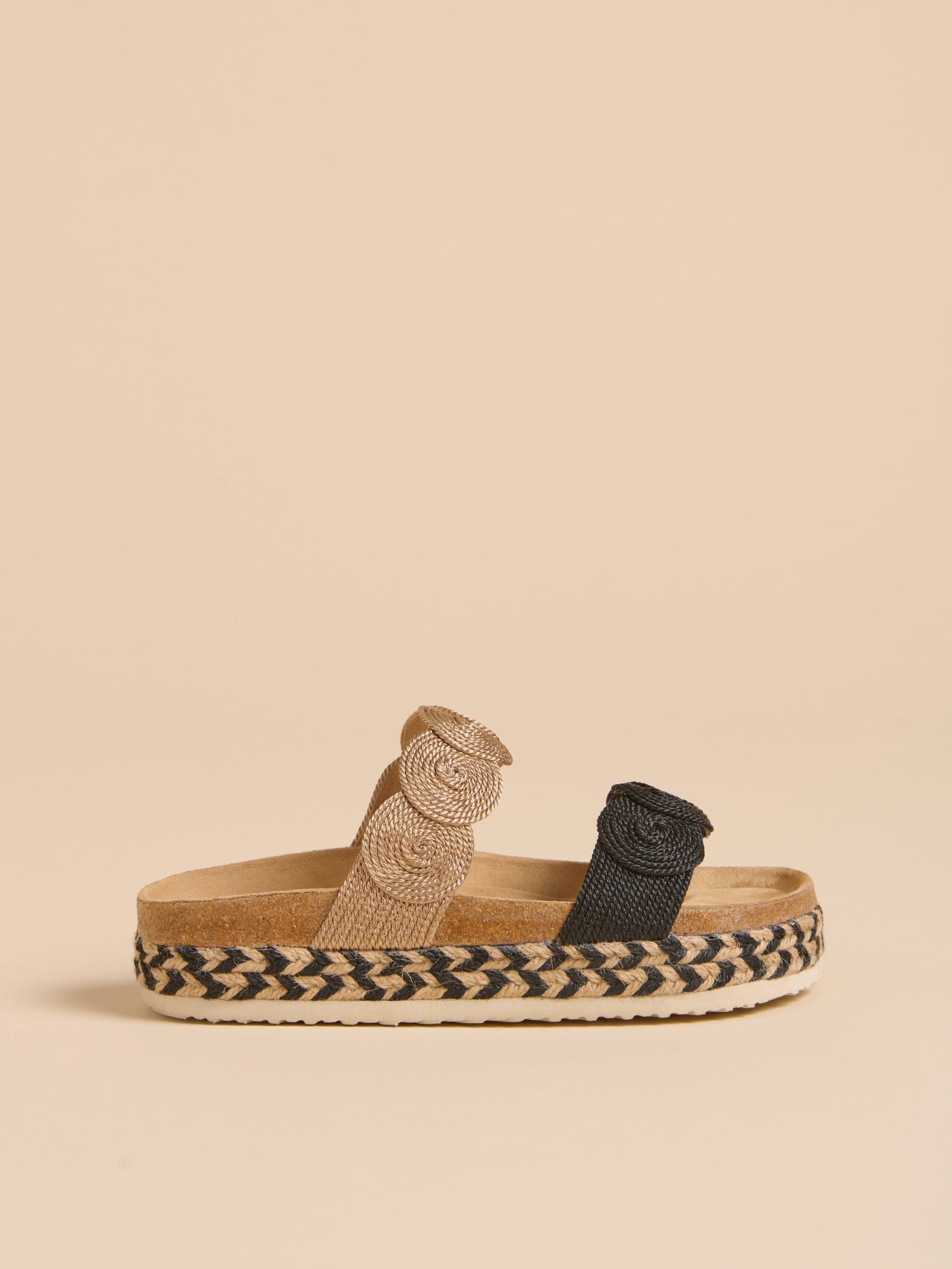 Discus Sandal