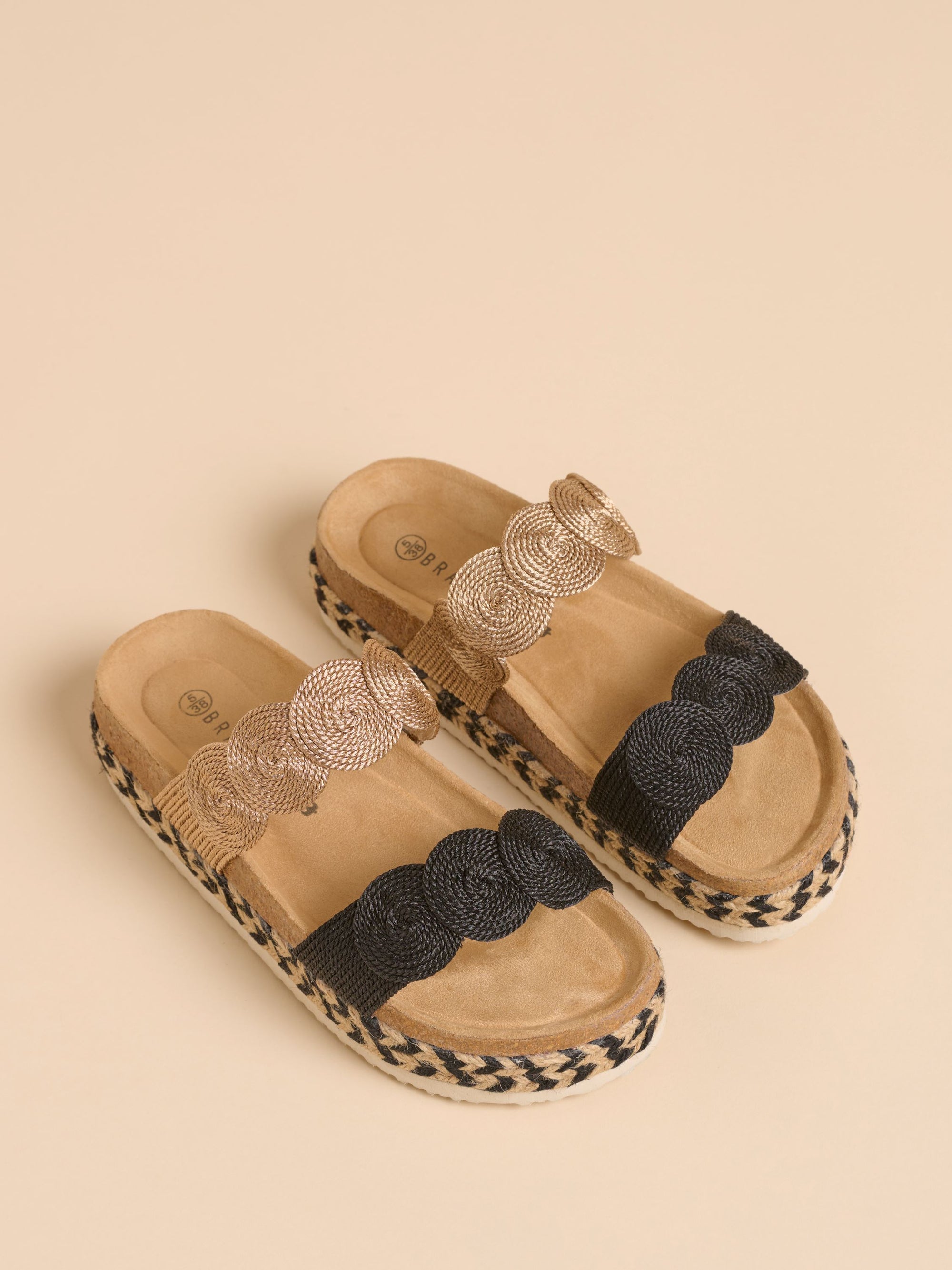 Discus Sandal