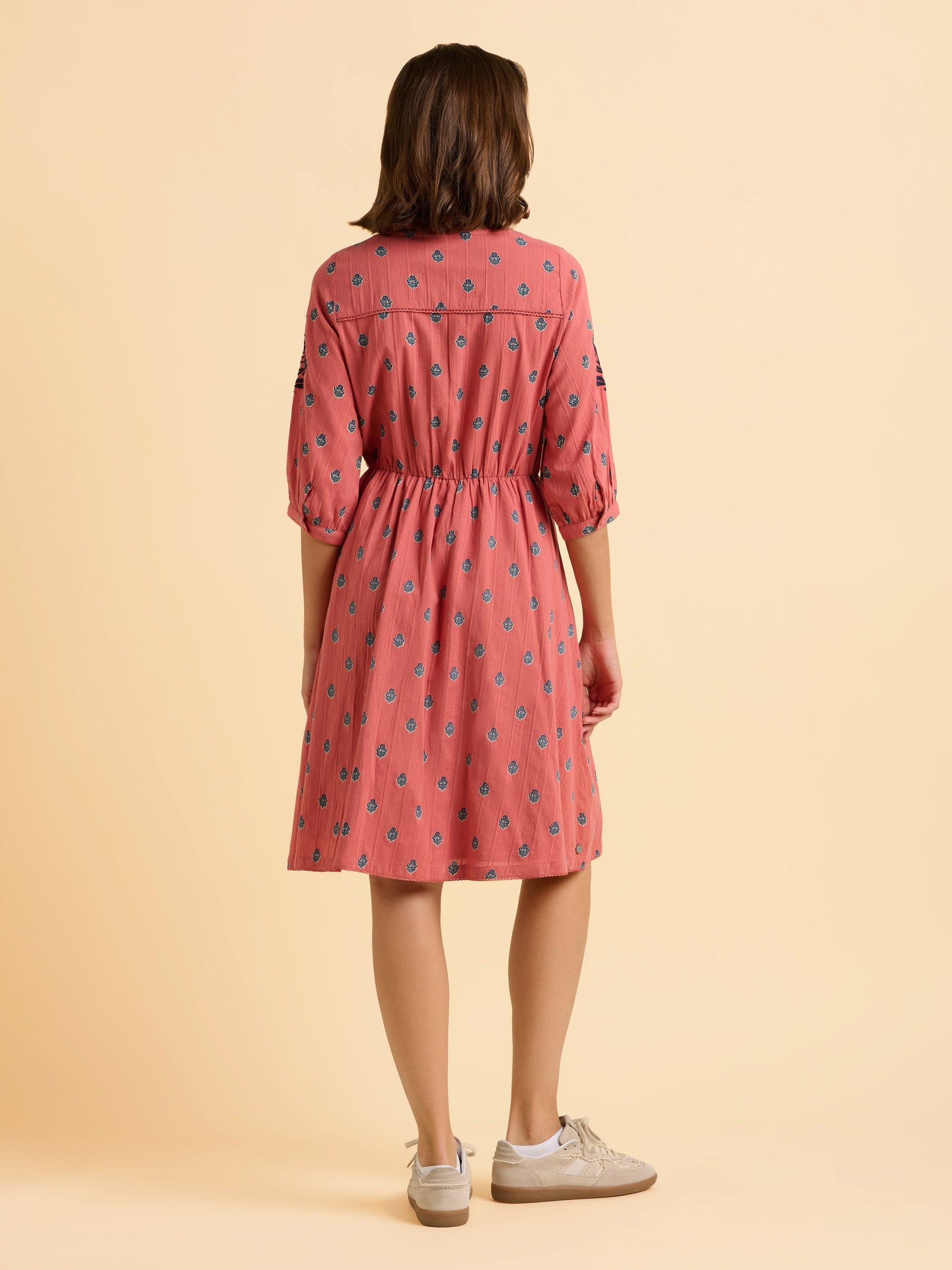 Rolling Dress