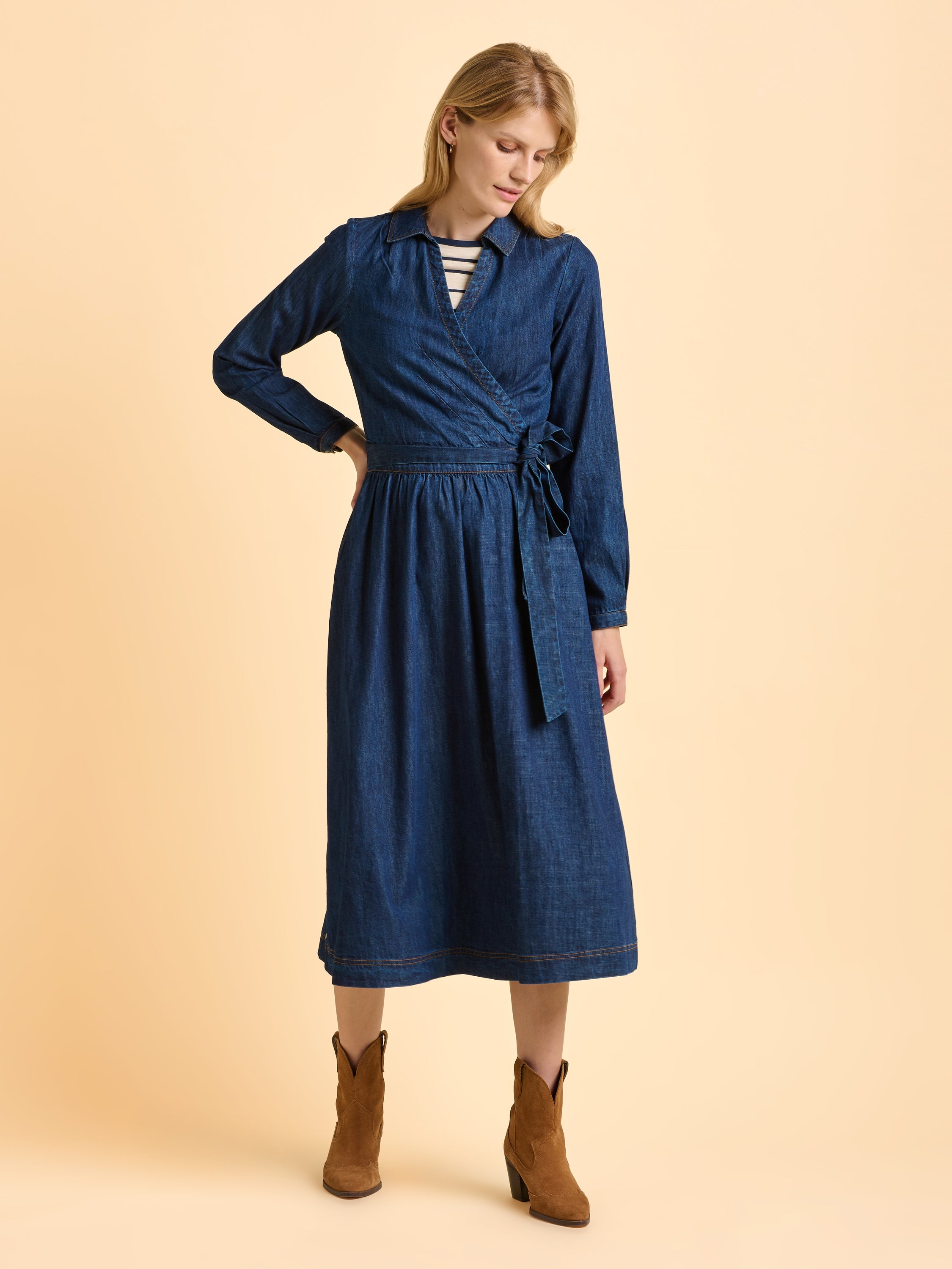 brakeburn denim dress Brakeburn Women's Antonia Button Front Denim Dress