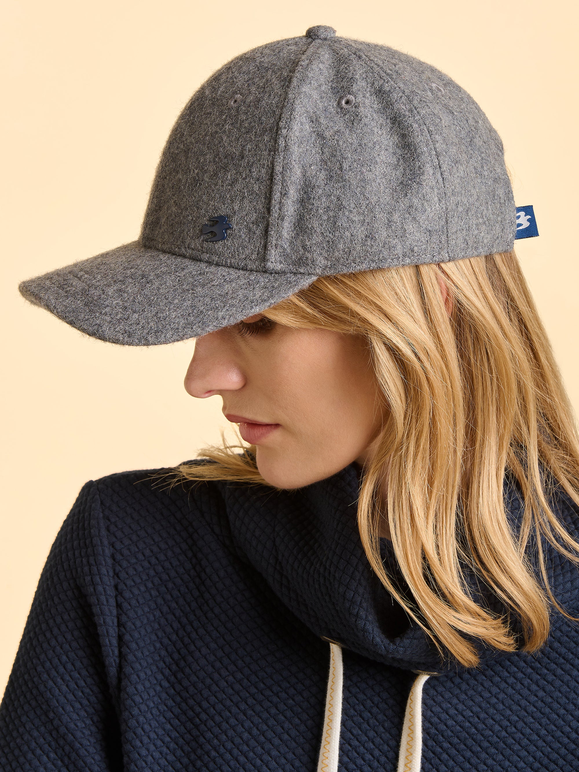Wells Cap
