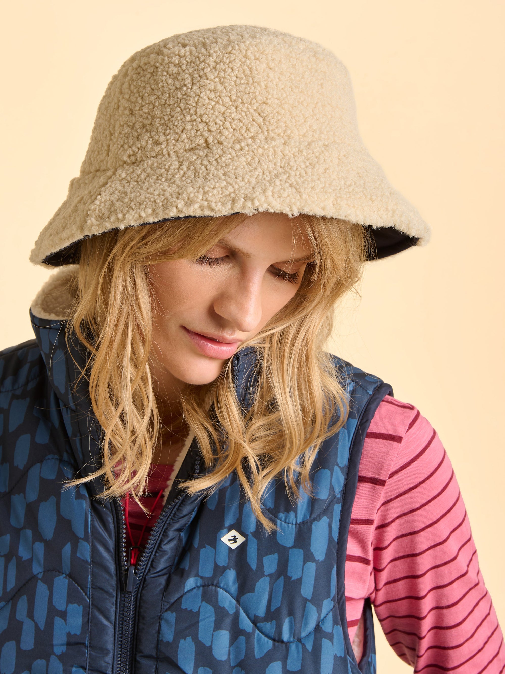 Everfrost Reversible Bucket Hat