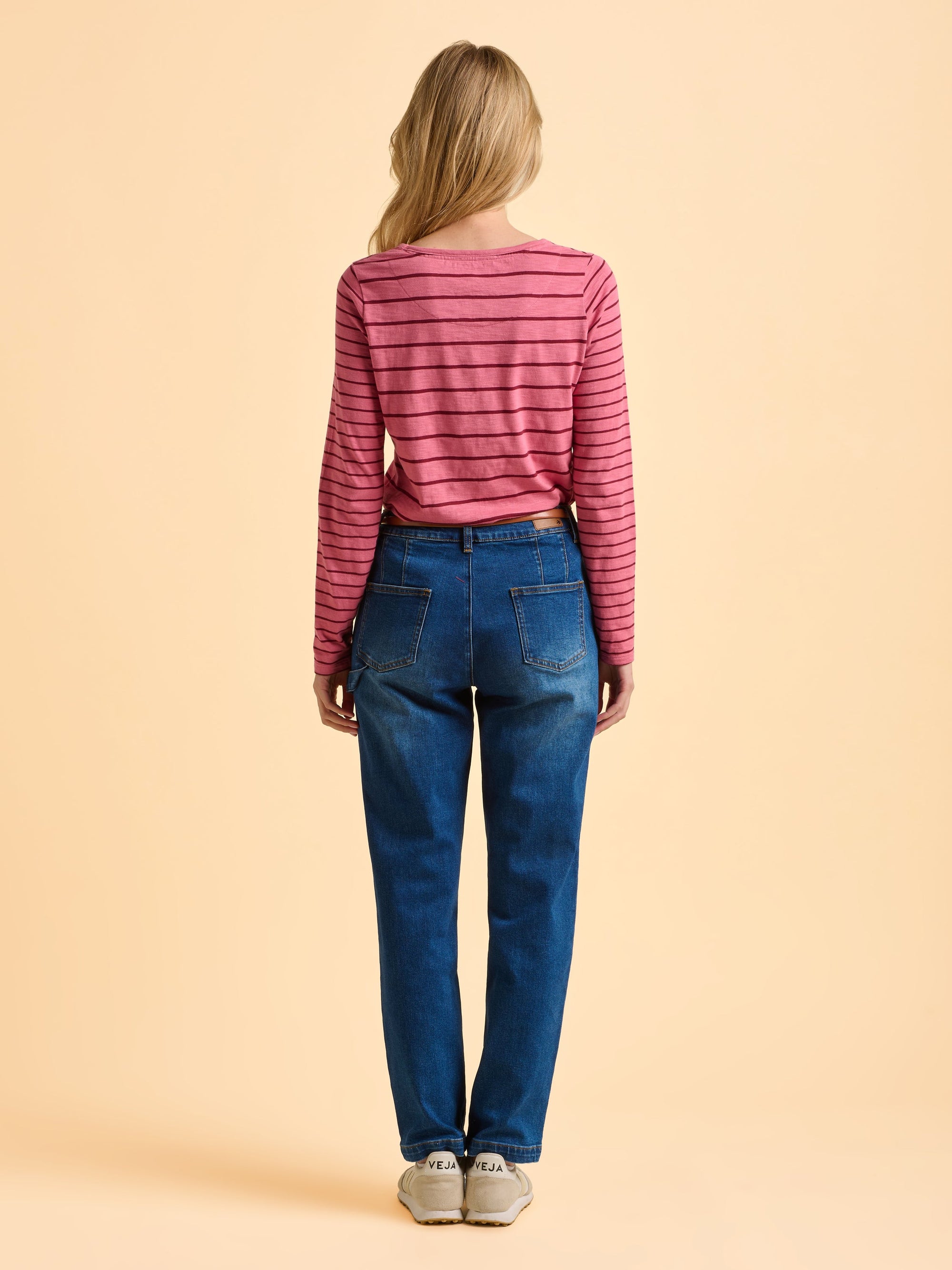 Wren Jean