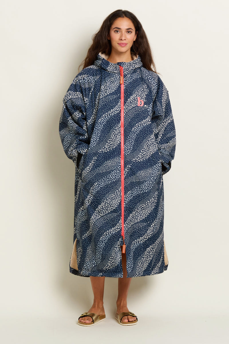 Flowing Dots Chinook Changing Robe