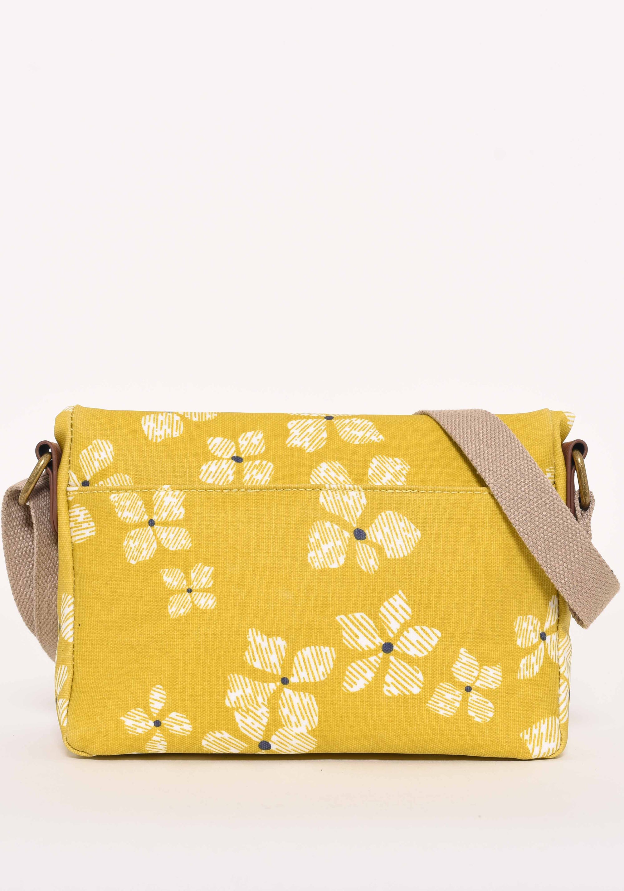 Hydrangea Roo Pouch