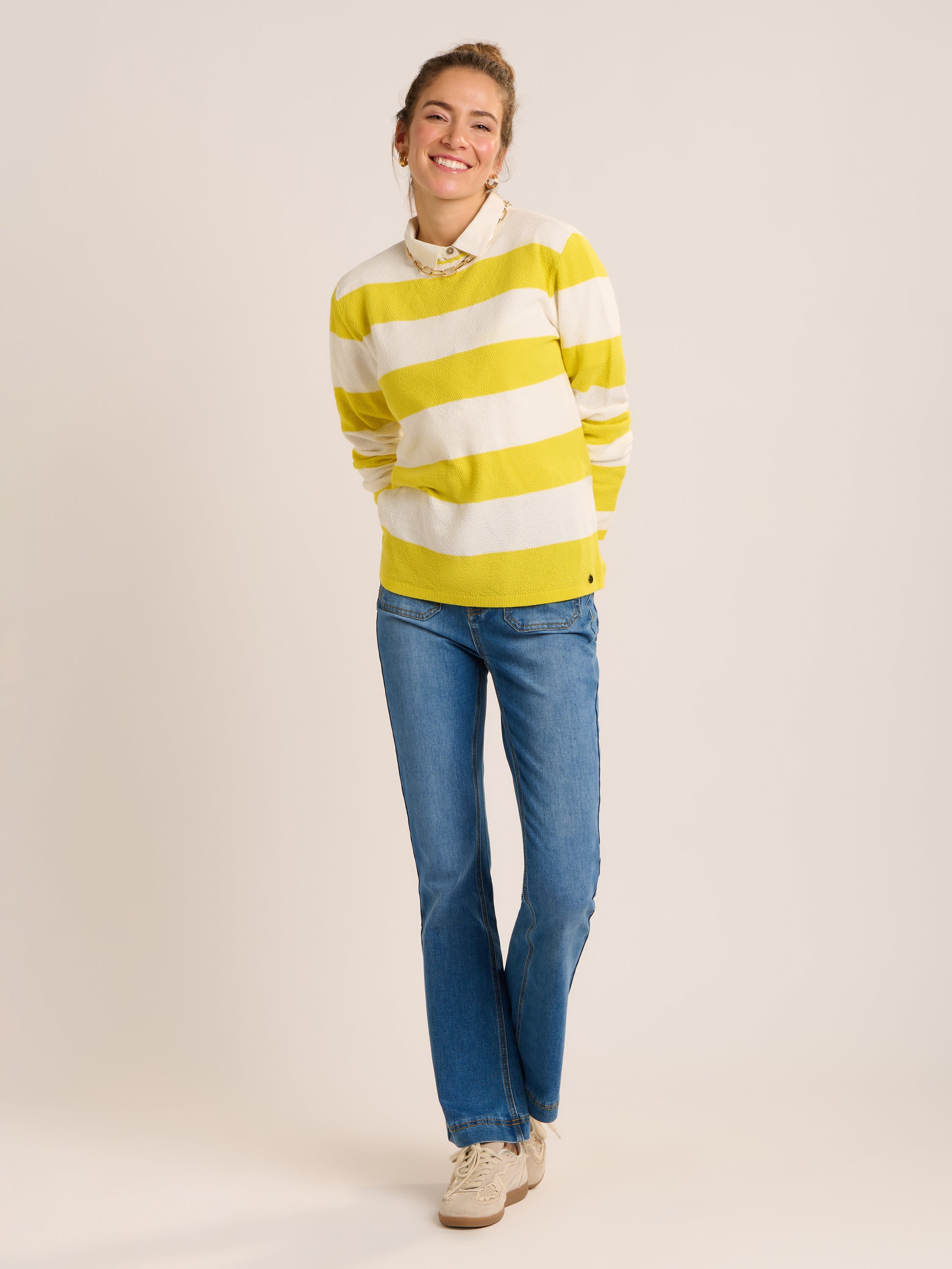 Echoa Scallop Crew Neck Jumper