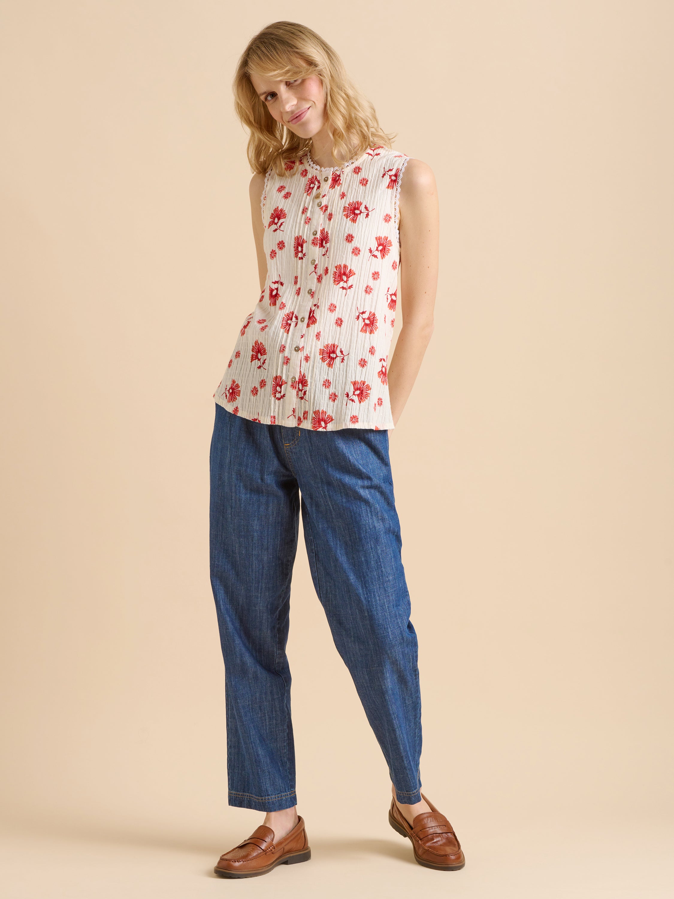 Fan Floral Sleeveless Blouse