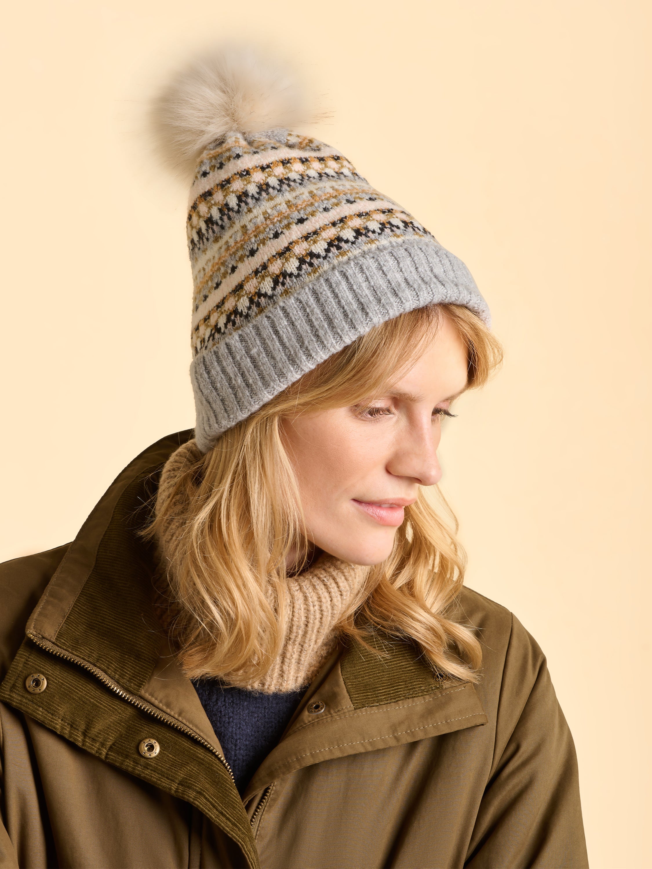 Snowdrop Bobble Hat