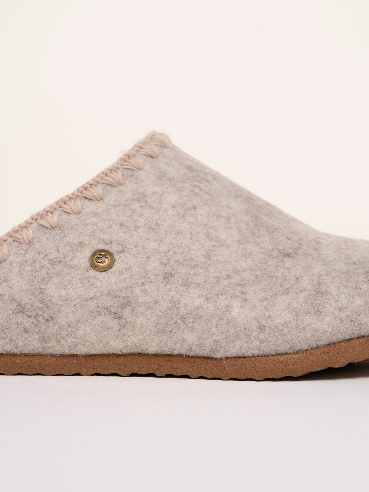 Knightwood Slipper