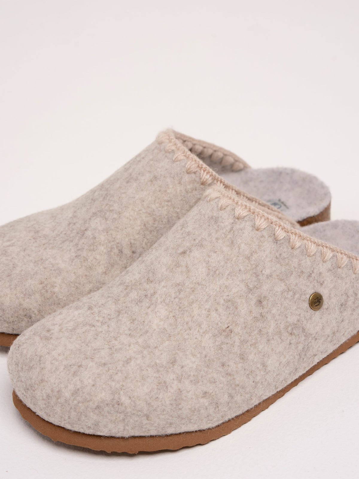 Knightwood Slipper