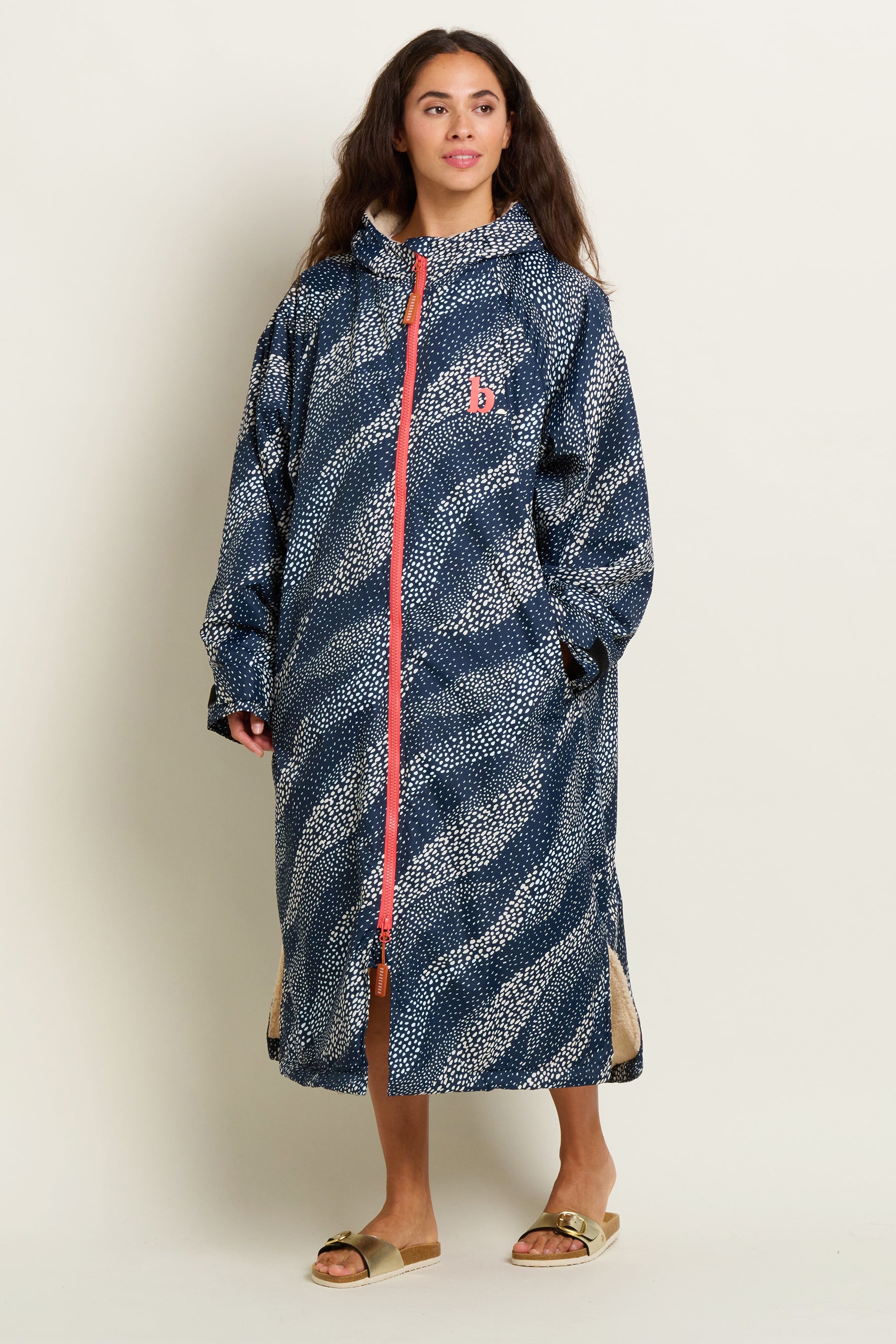 Women's Navy Flowing Dots Changing Robe | Brakeburn
