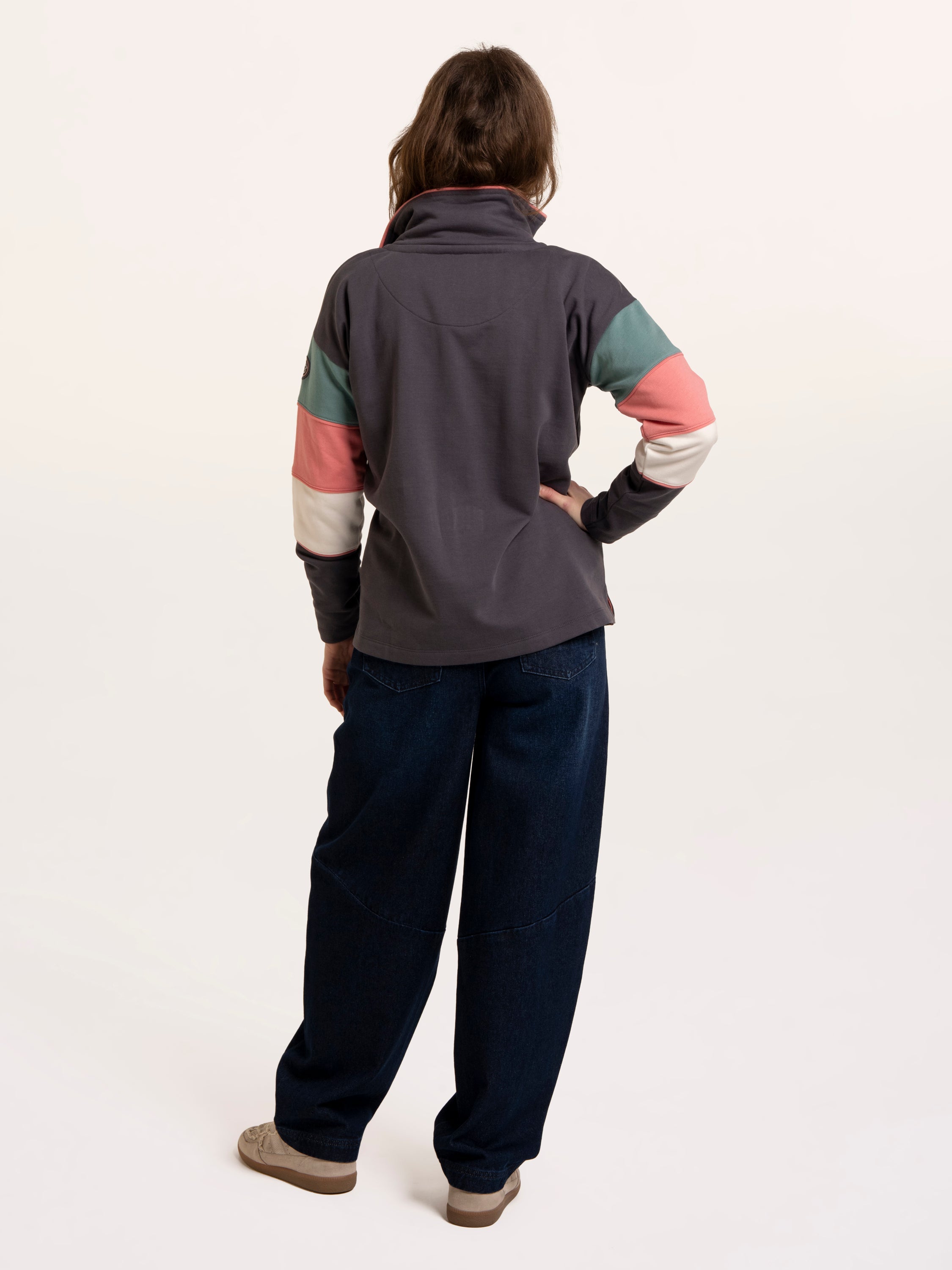 Wilverley Colour Block Sleeve 1/4 Zip Sweatshirt