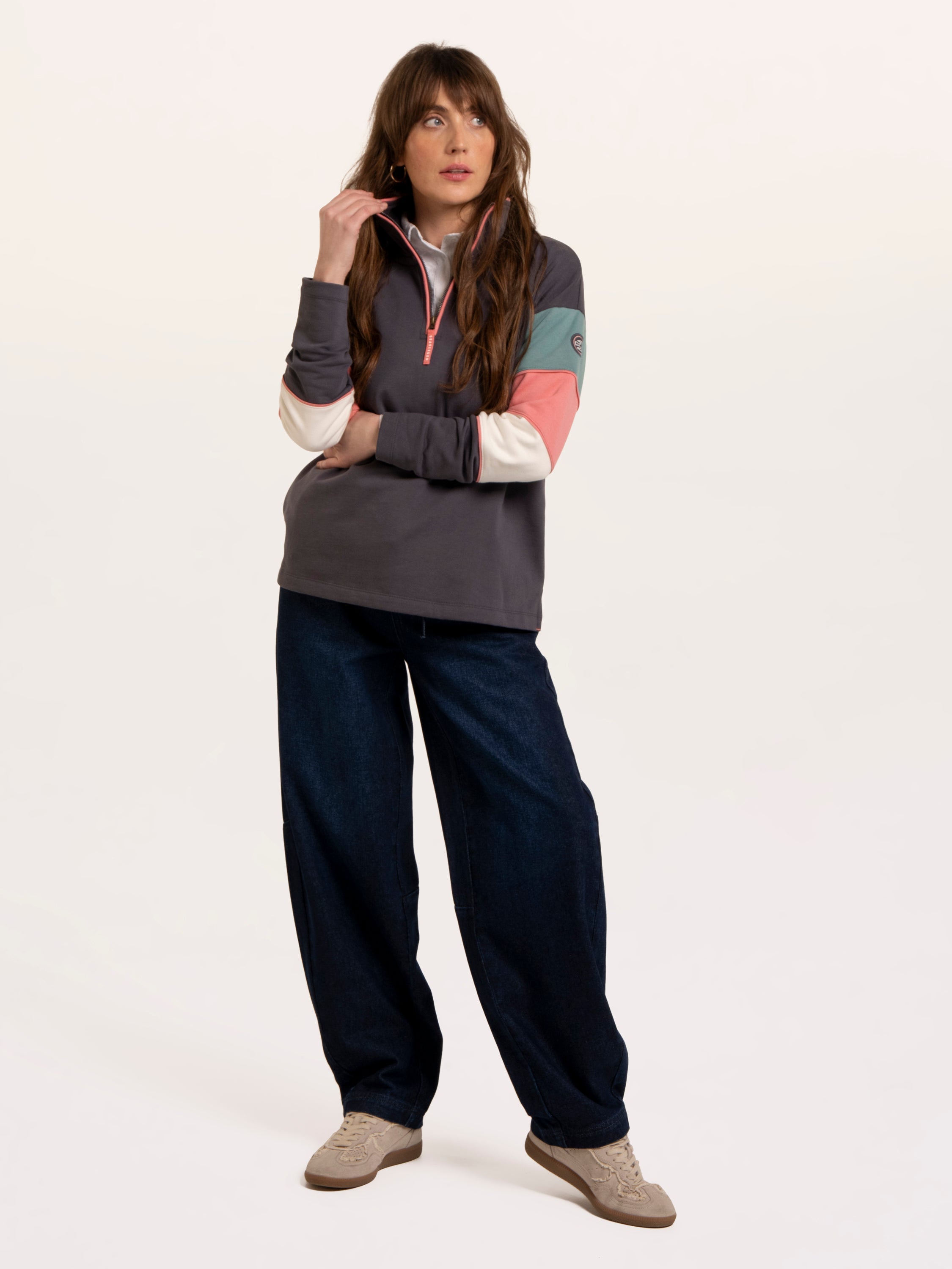 Wilverley Colour Block Sleeve 1/4 Zip Sweatshirt