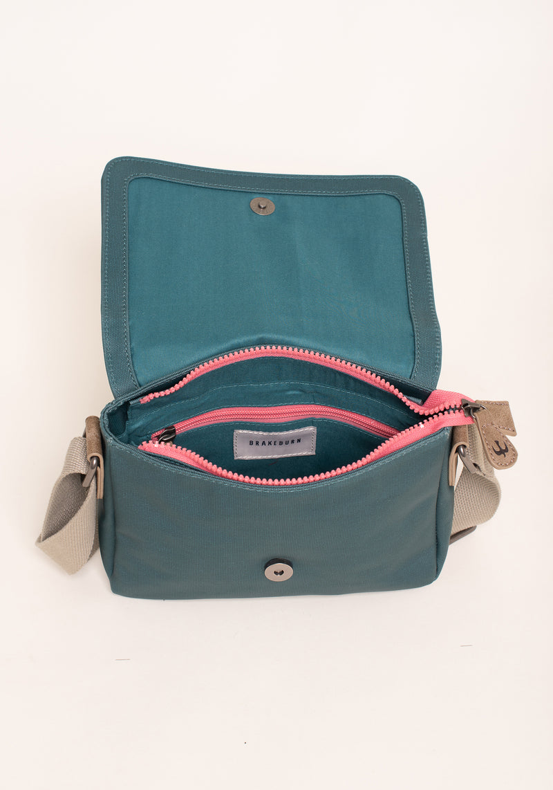Sage Roo Pouch Cross Body Bag