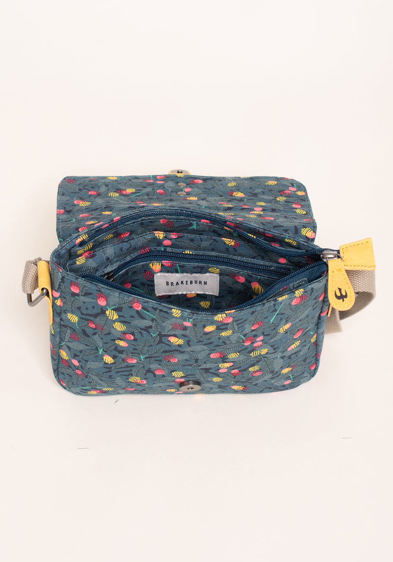 Summer Berry Roo Pouch Cross Body Bag