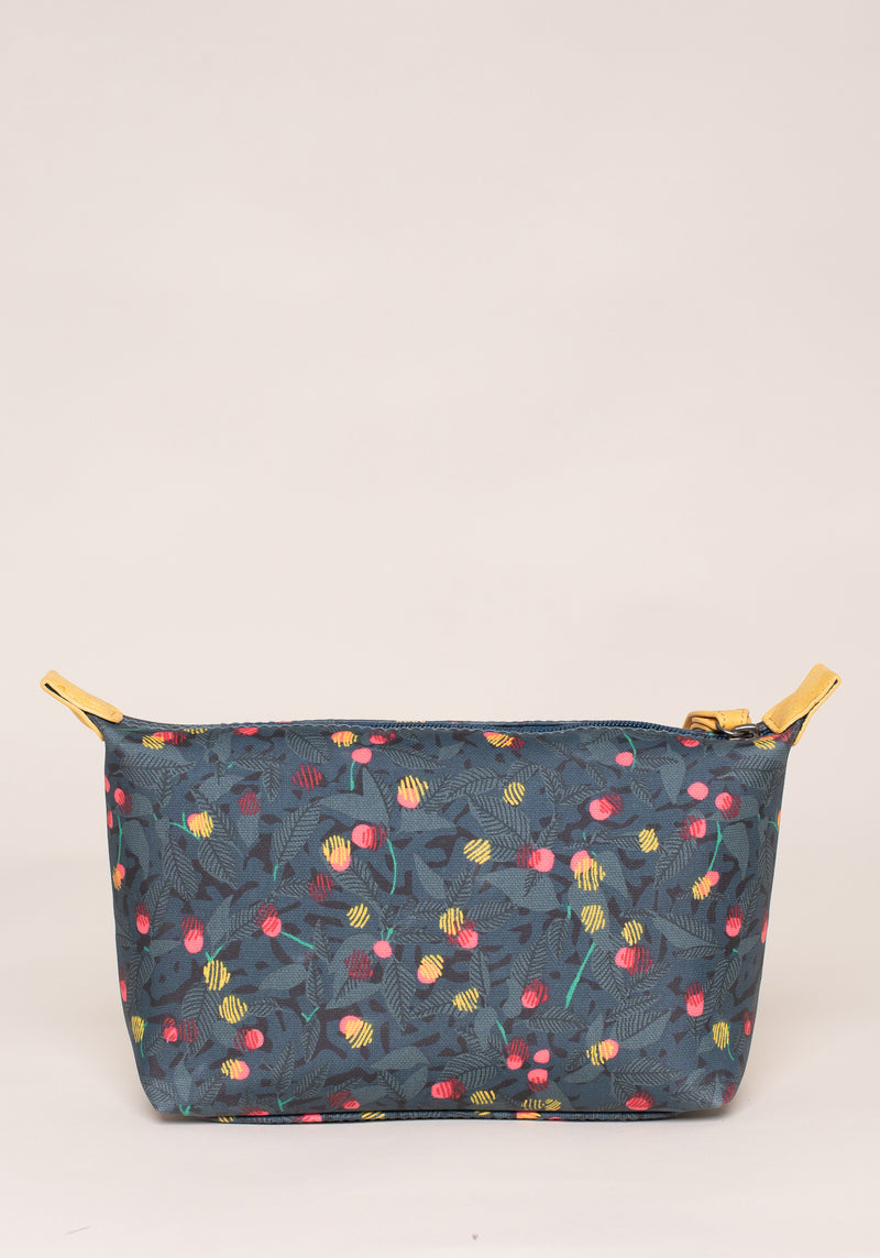 Summer Berry Small Wash Bag