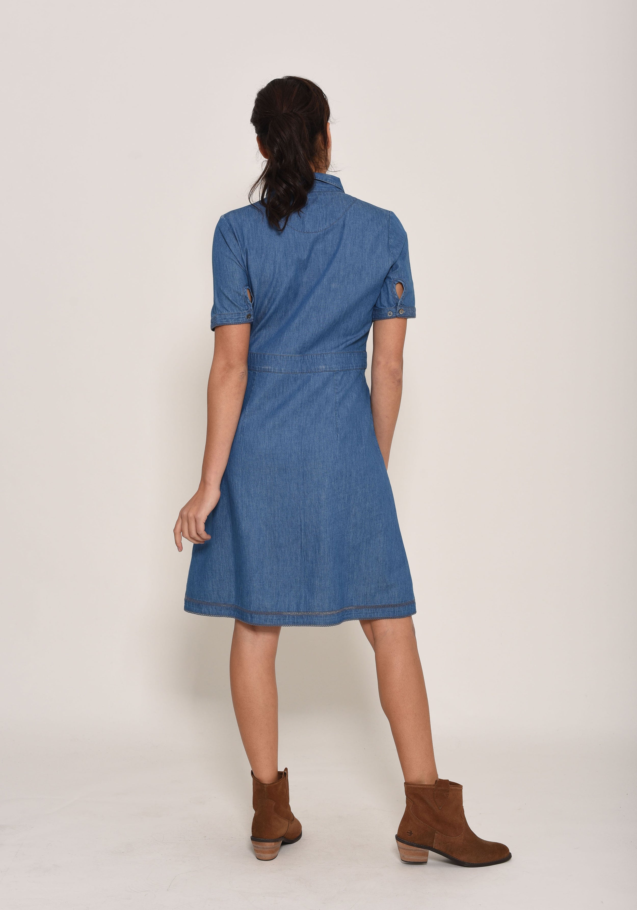 brakeburn denim dress Brakeburn Women's Antonia Button Front Denim Dress
